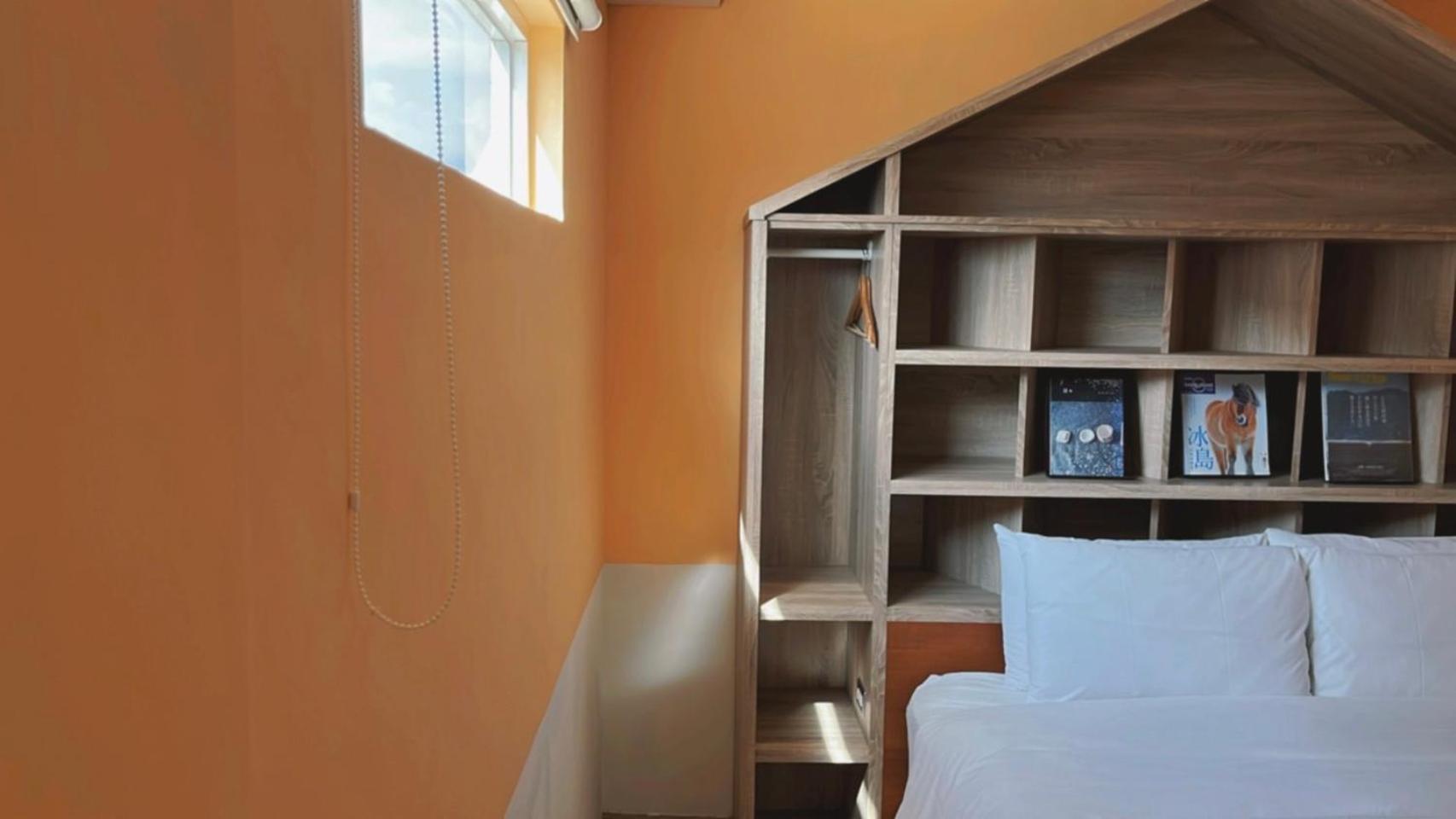 Standard Double Room No3 Library