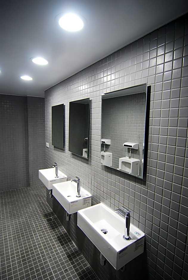 Habitación Individual con baño compartido - Parte superior