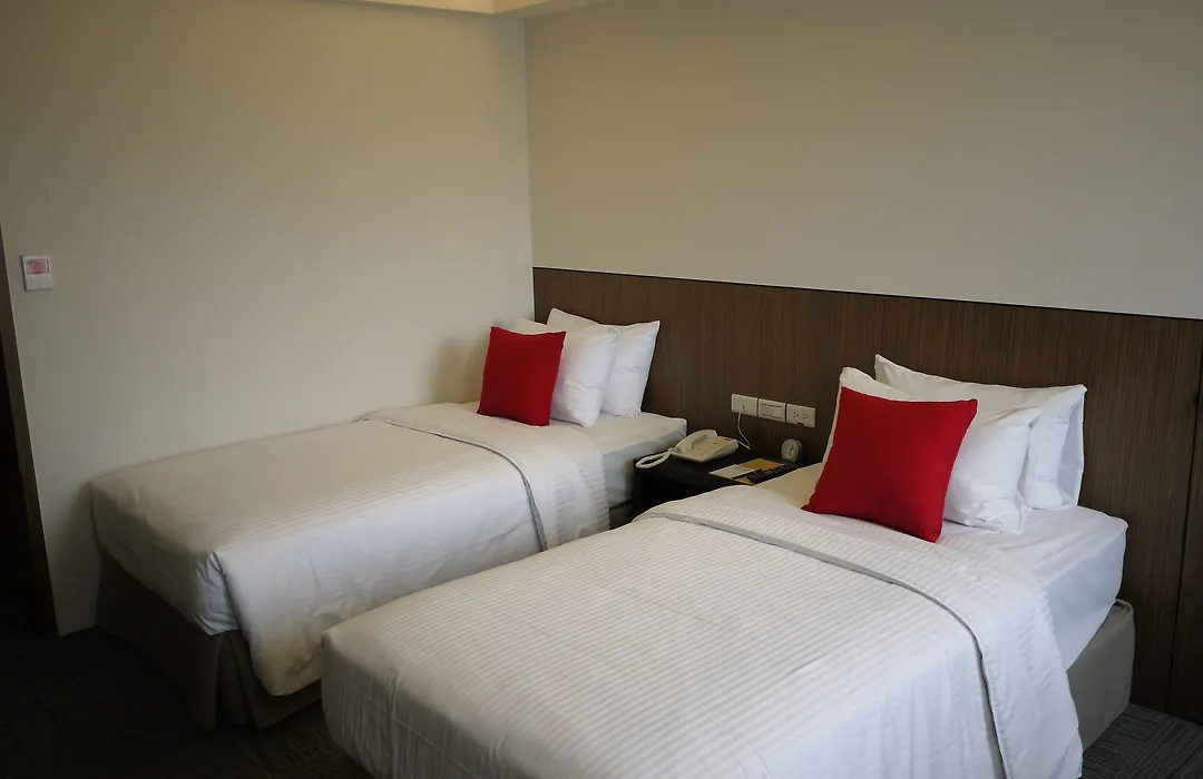 Emperor Hotel-1