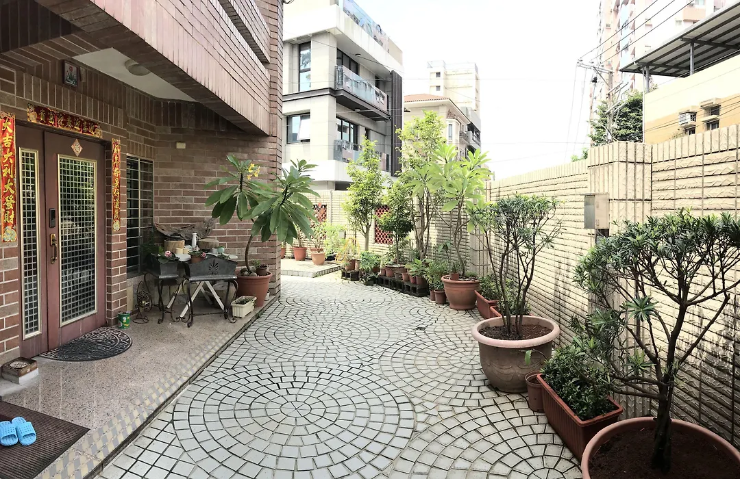 Jeanette Home-1
