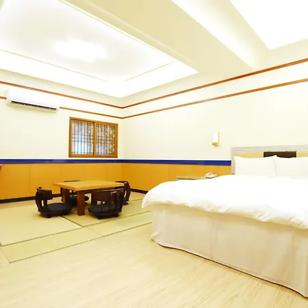 Gorgeous Hot Spring Resort-2