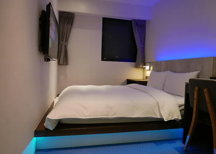 泊居旅店二館 Oursinn Hotel 2 Tajpej